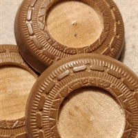 runde-to-farvede-træknapper-flot-bred-kant-vintageknapper